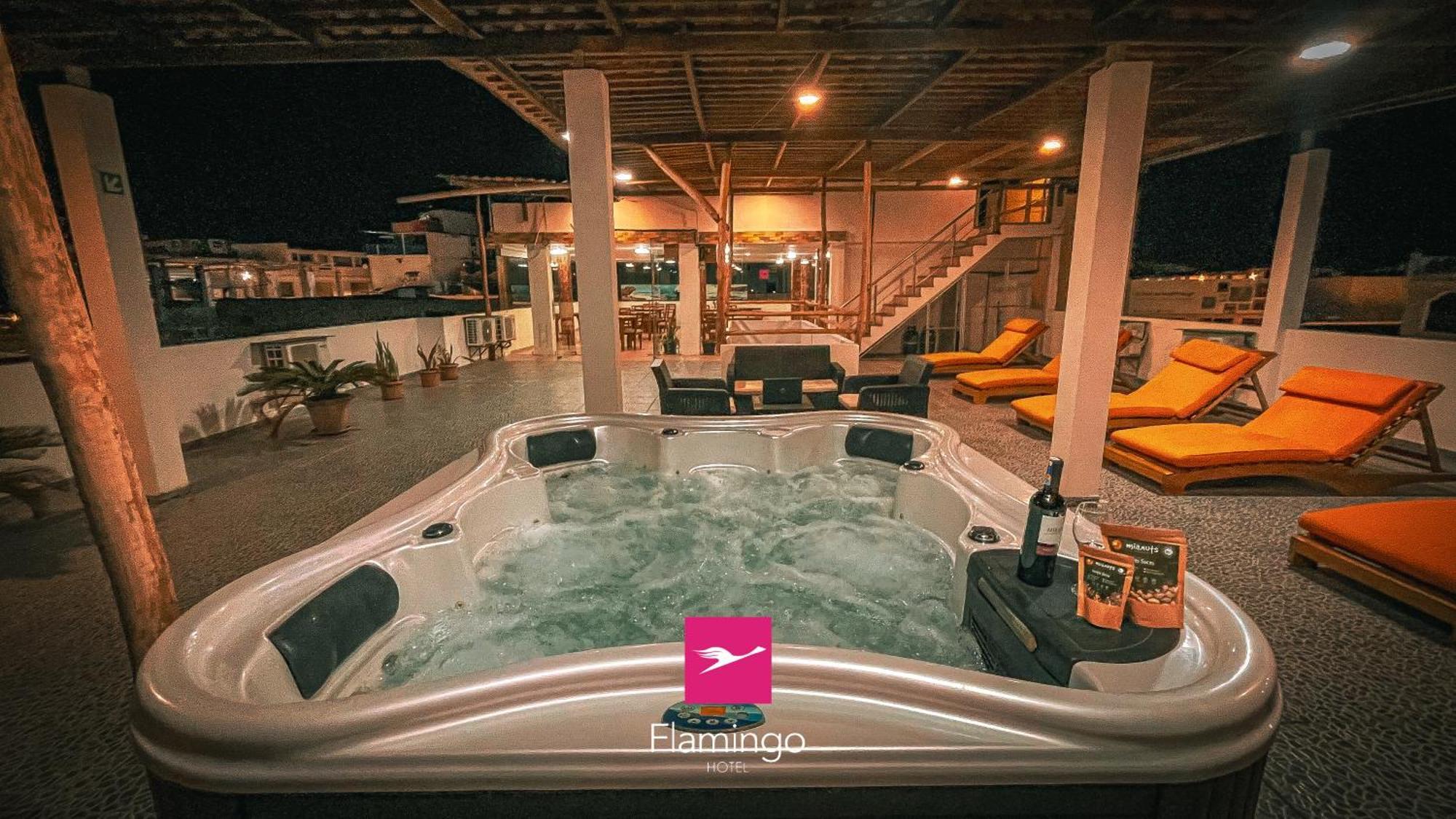 Hotel Flamingo Puerto Ayora  Esterno foto