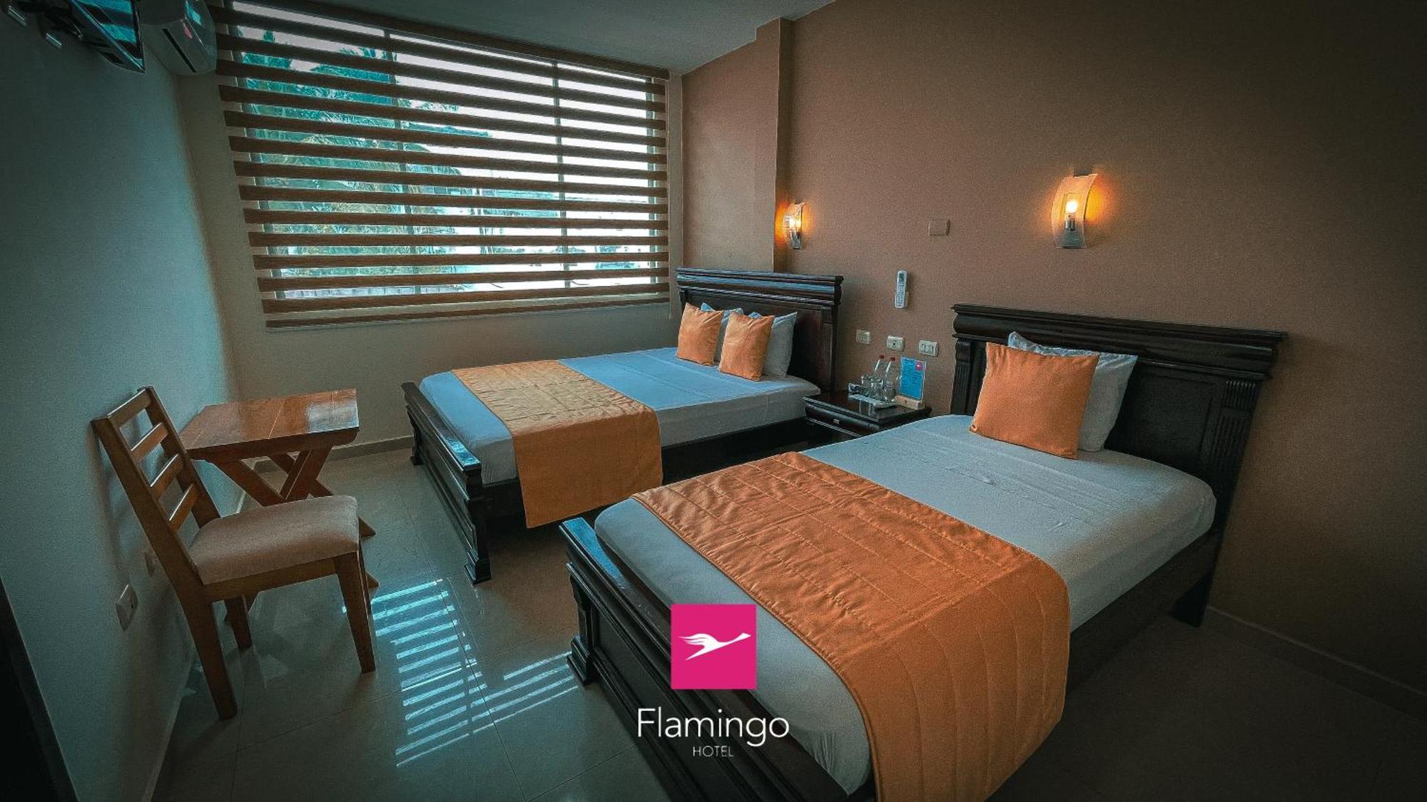 Hotel Flamingo Puerto Ayora  Esterno foto