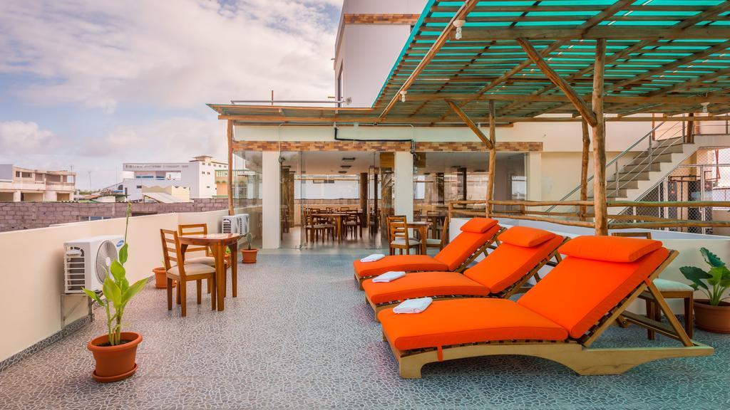 Hotel Flamingo Puerto Ayora  Esterno foto