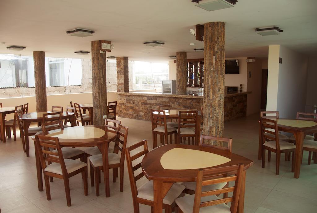 Hotel Flamingo Puerto Ayora  Esterno foto
